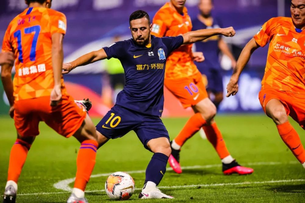 球队通过团队协作取得了胜利的关键